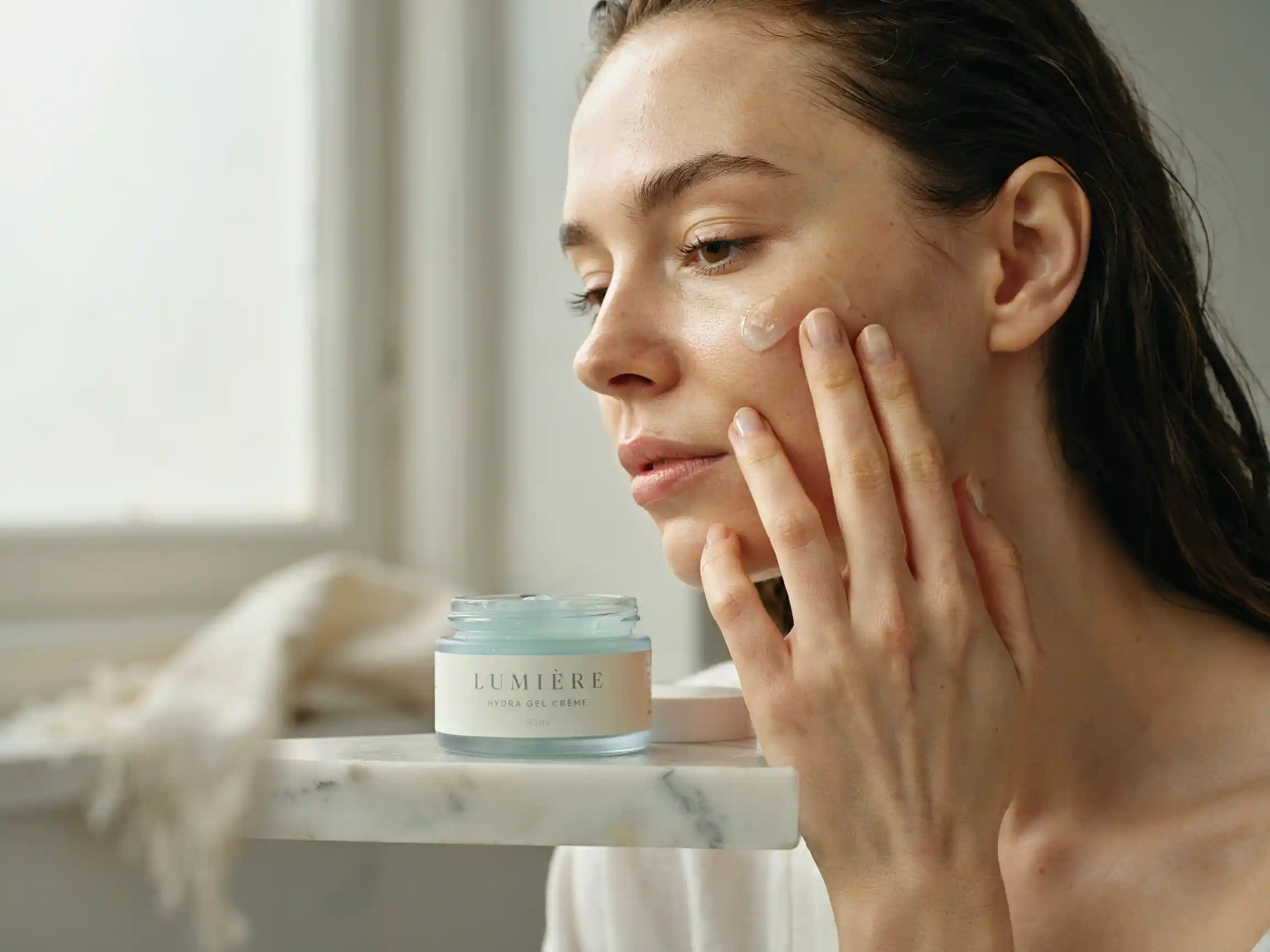medicube zero pore pads, medicube collagen jelly cream, medicube age-r device routine.
