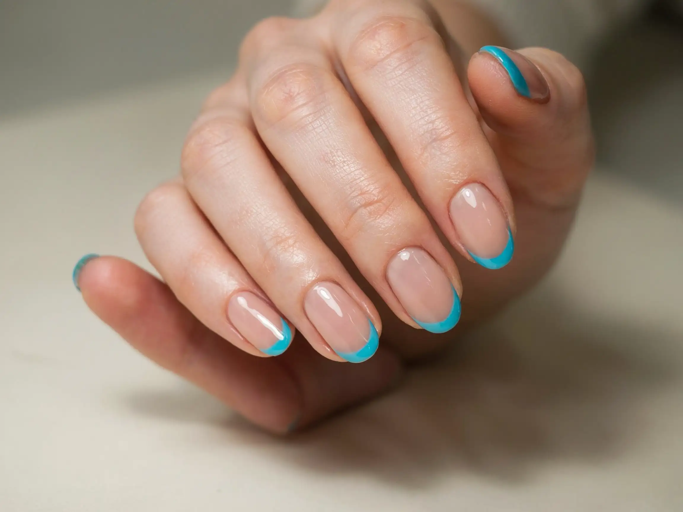 semi-permanent été corail, French colorée semi-permanent été, nail art pois semi-permanent