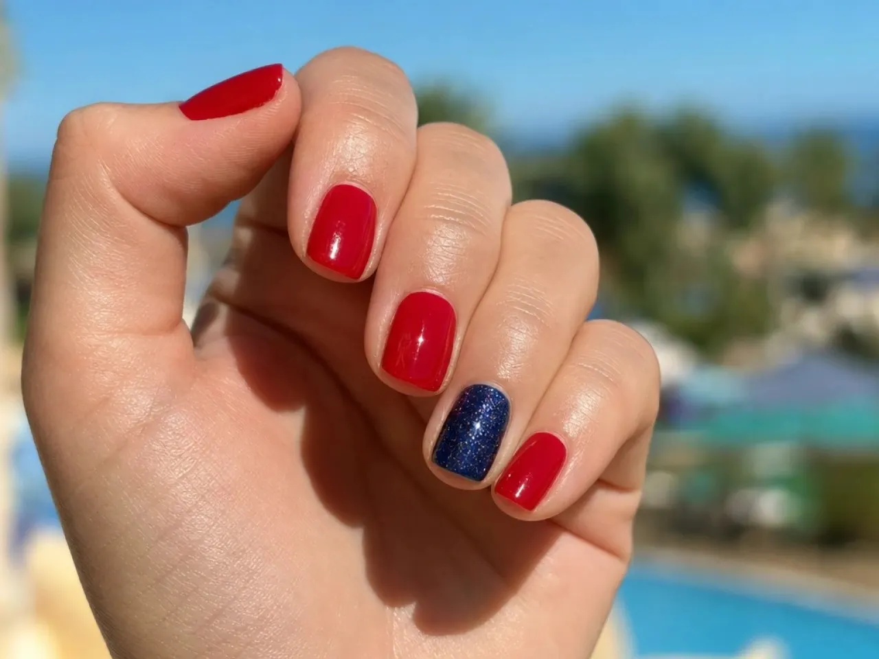 simple Fourth of July nail designs, easy red white and blue nails, simple Fourth of July nail designs at home.